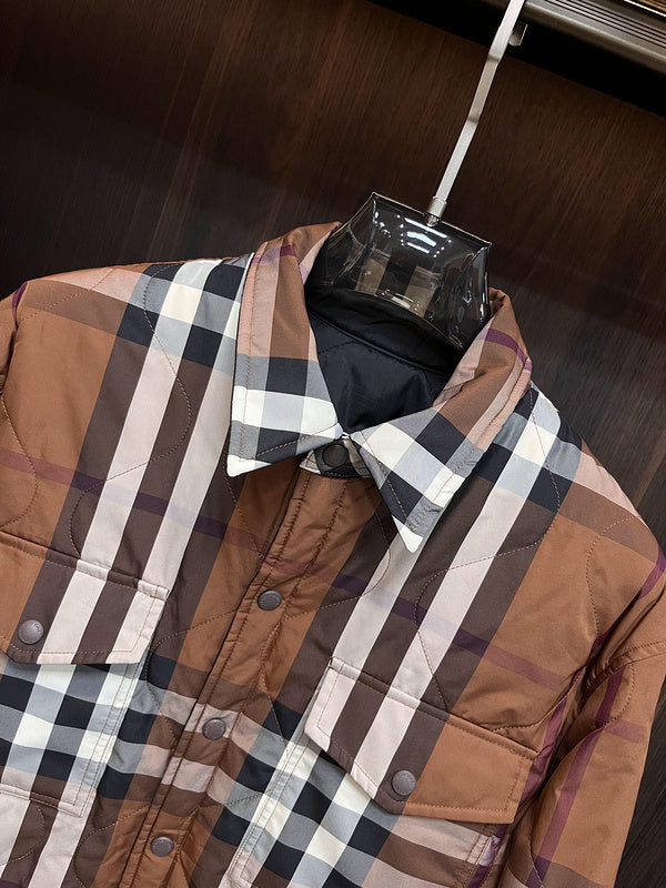 Texture and finish detail of Burberry luxury piece style No.384