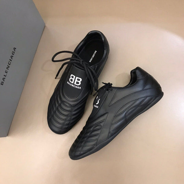 Balenciaga shoes Style 312 - close-up of luxury comfort fit