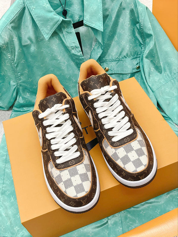 Louis Vuitton shoes Style 358 - close-up of statement logo accent