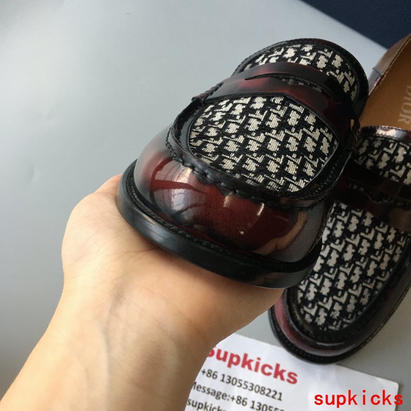 Dior Burgundy Slingback Heels - Toe Detail View