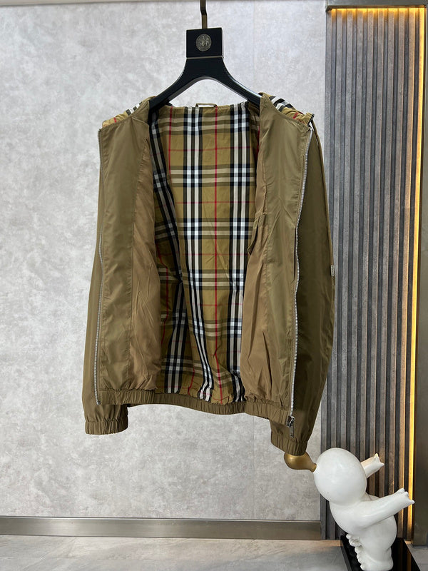 Styling view of Burberry luxury piece style No.408
