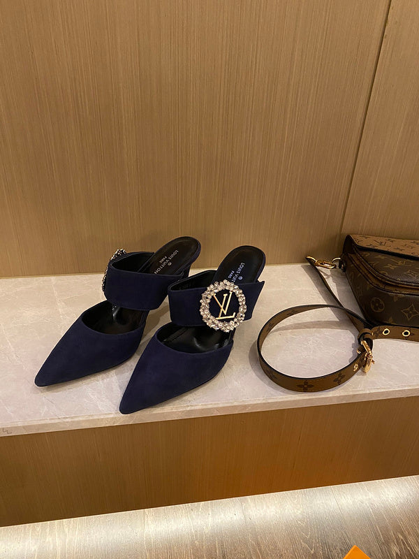 Louis Vuitton shoes Style 263 - close-up of iconic logo design