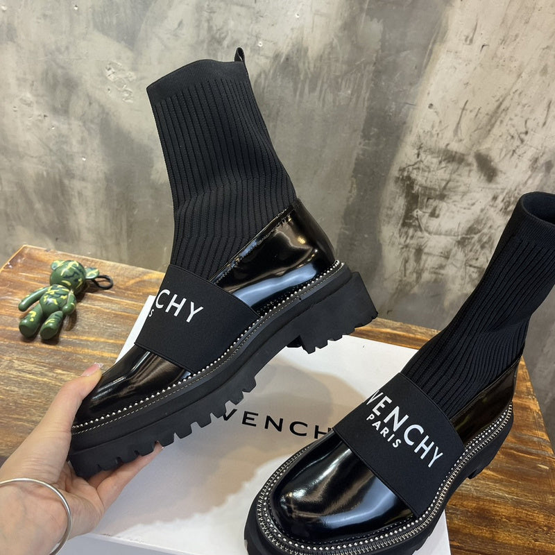 Givenchy shoes Style 162 - back heel detail
