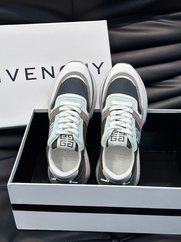 Givenchy shoes Style 126 - packaging and accessories