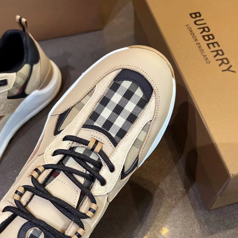 Burberry shoes Style 072 - back heel detail