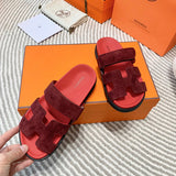 Hermès Burgundy Platform Sandals - Heel Detail View