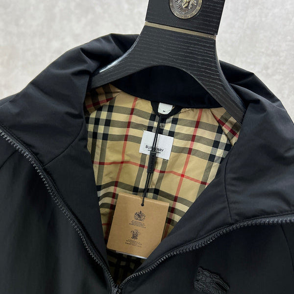 Back view of Burberry luxury piece style No.363