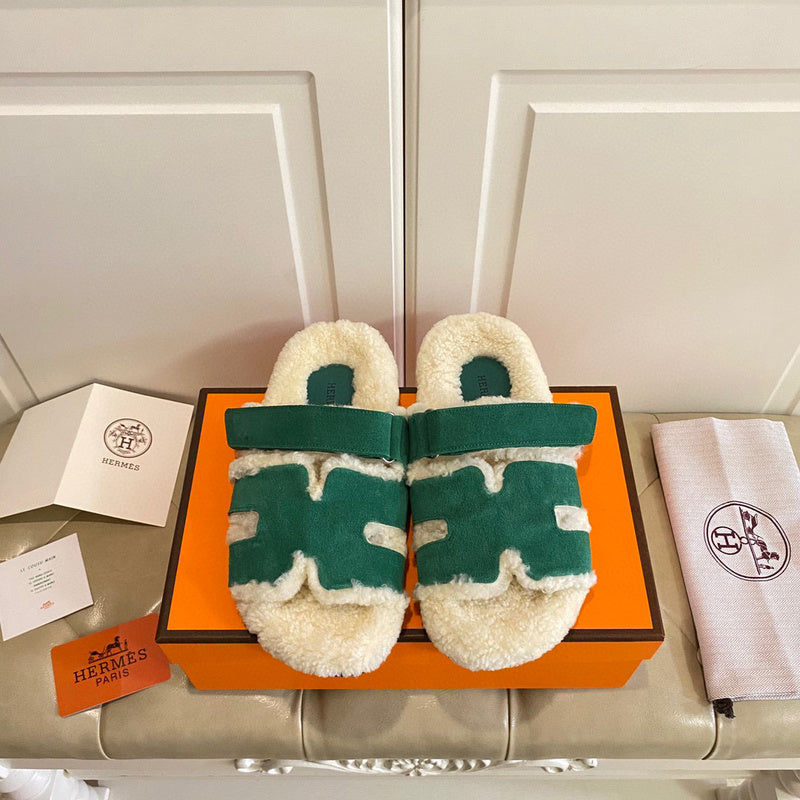 Hermes sandals Style 223 - side profile detail
