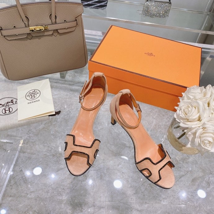 Hermès White Chunky Platform Sneakers - Angled View