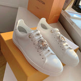 Back view of Louis Vuitton luxury piece style No.020