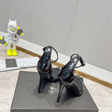 Side profile view of Saint Laurent luxury piece style No.068