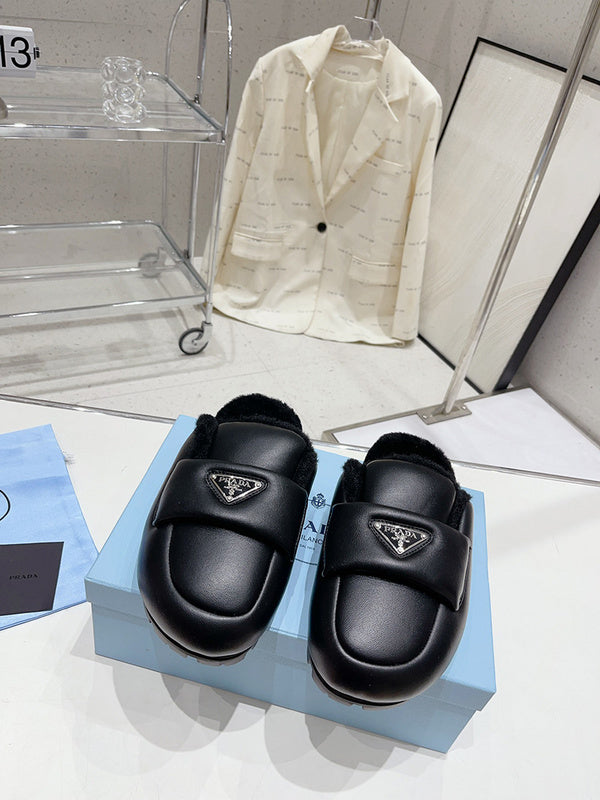 Three-quarter angle view of Prada luxury piece style No.127