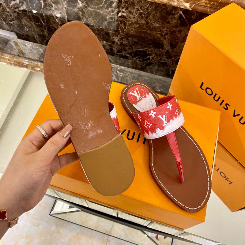 Side profile view of Louis Vuitton luxury piece style No.107