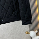 Front view of Burberry luxury piece style No.365