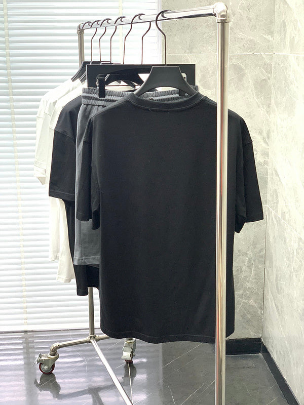 Styling view of Balmain luxury piece style No.069