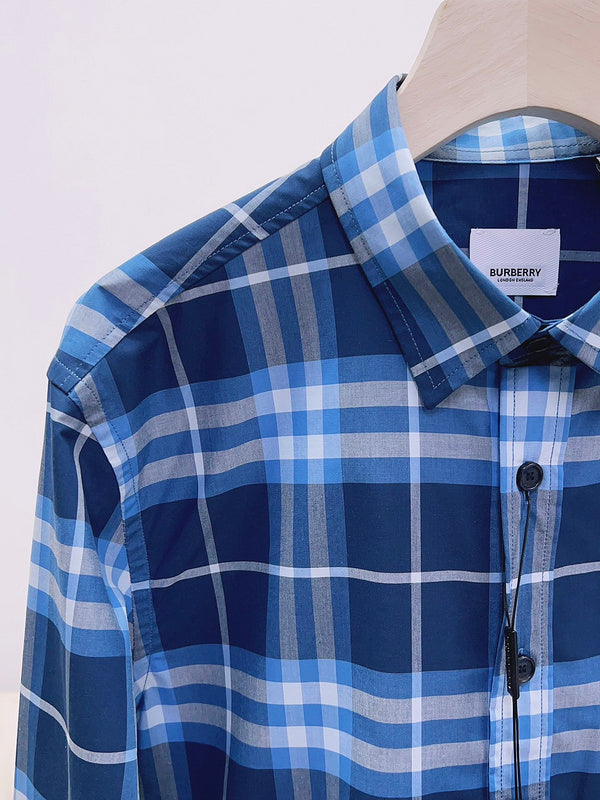 Close-up detail view of Burberry luxury piece style No.063