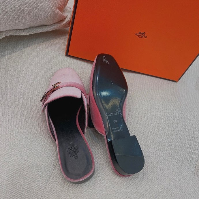 Hermes shoes Style 384 - sole and craftsmanship detail