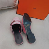 Hermes shoes Style 384 - sole and craftsmanship detail