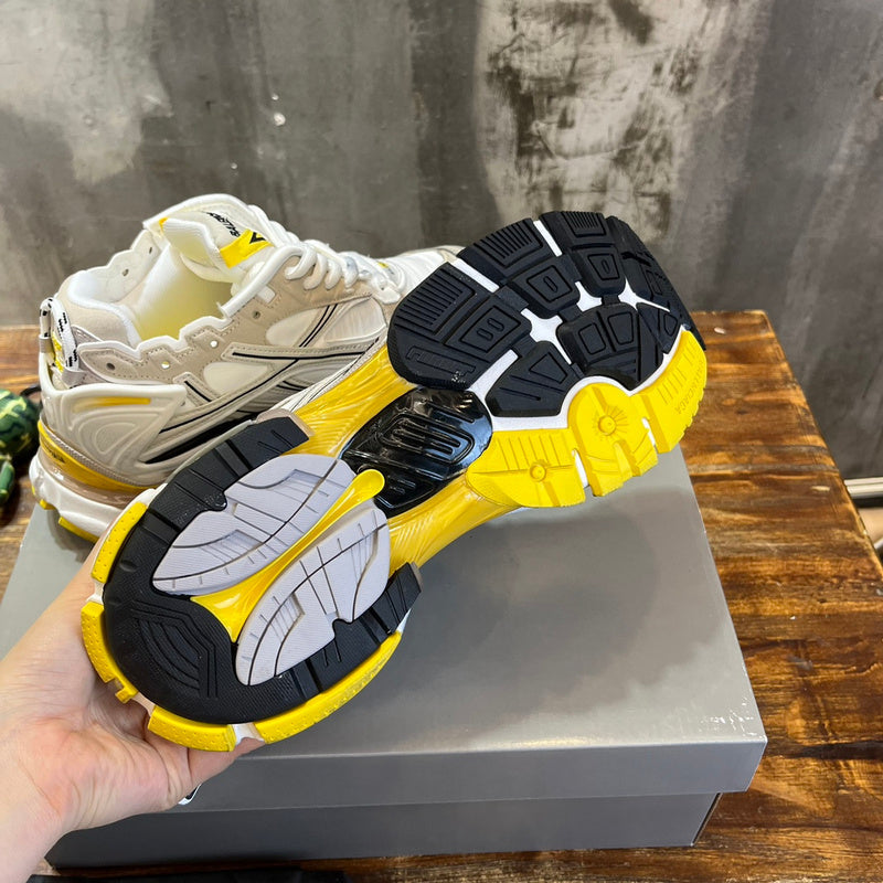 Balenciaga shoes Style 050 - logo and branding close-up