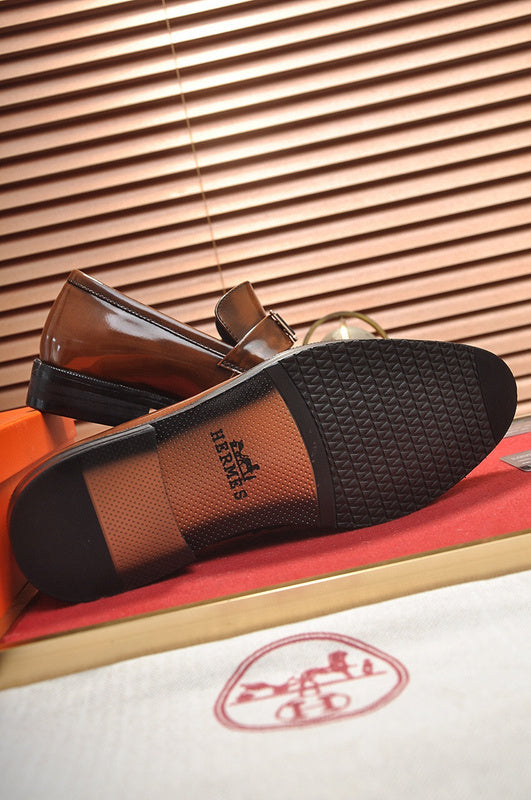 Hermes shoes Style 064 - sole and craftsmanship detail