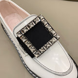 Side profile view of Roger Vivier luxury piece style No.075