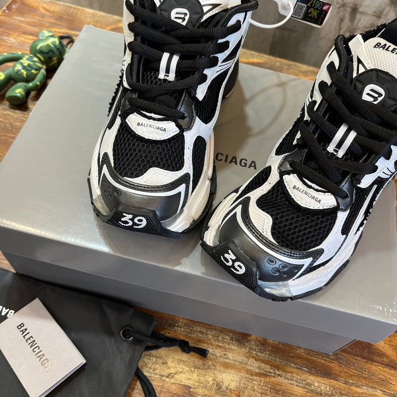 Balenciaga shoes Style 034 - packaging and accessories