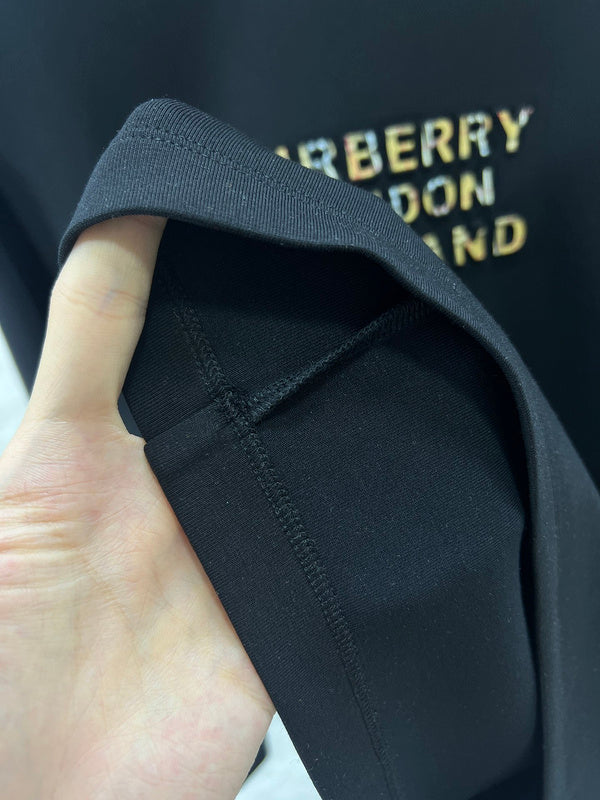 Front view of Burberry luxury piece style No.548