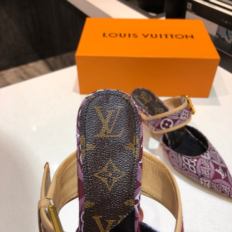 Louis Vuitton shoes Style 205 - back heel detail