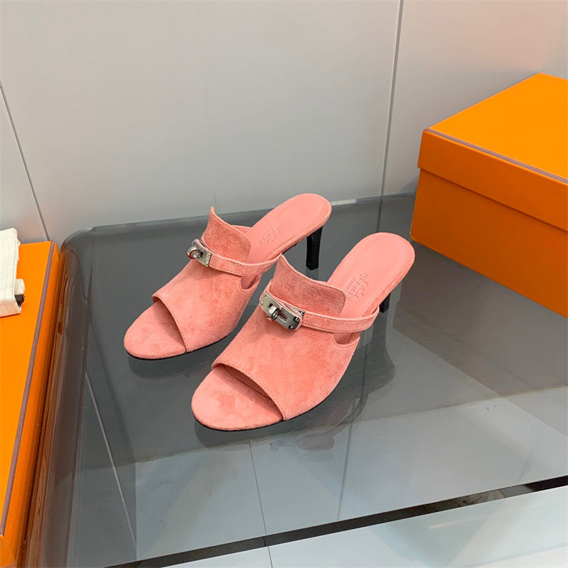 Hermes shoes Style 209 - full pair display