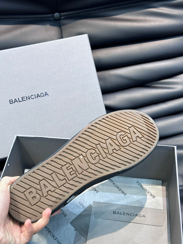 Balenciaga Beige Pointed-Toe Stiletto Heels - Heel Detail View