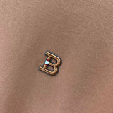 Full silhouette view of Burberry luxury piece style No.520
