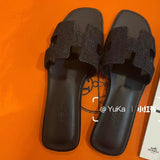 Hermes sandals Style 021 - interior and comfort detail