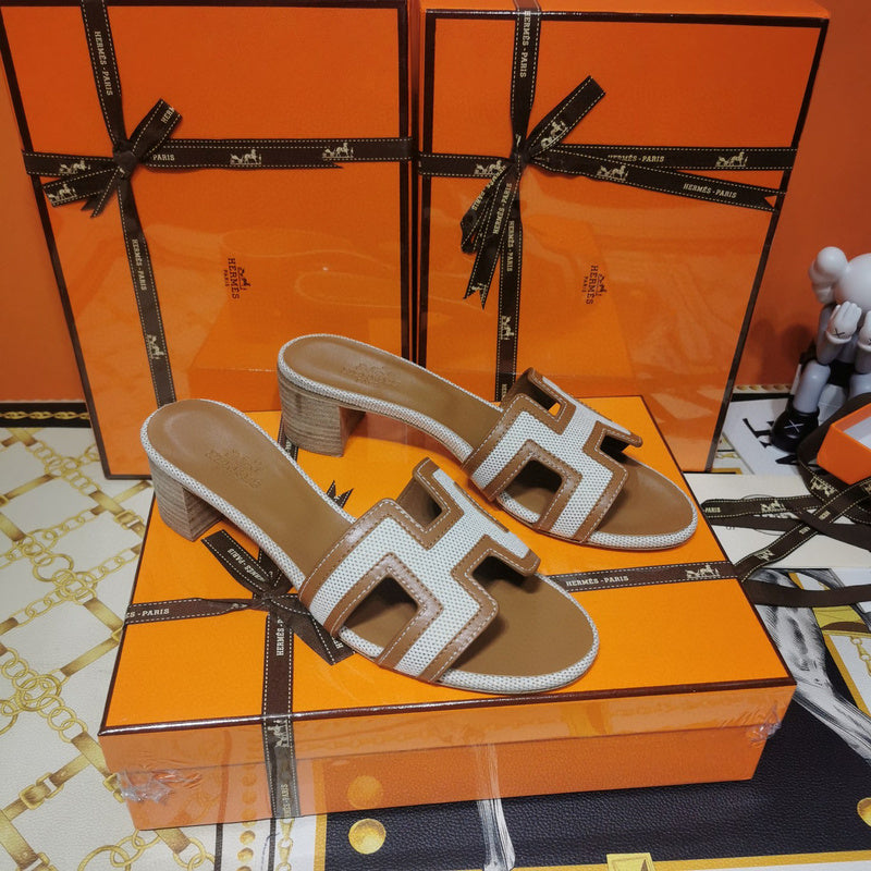 Hermès White Slide Sandals - Detail Shot of Craftsmanship