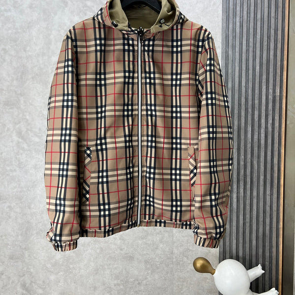 Side profile view of Burberry luxury piece style No.353