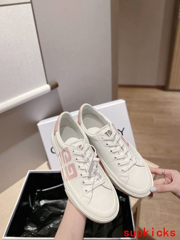 Givenchy shoes Style 008 - top view showing design