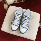 Styling view of Louis Vuitton luxury piece style No.099