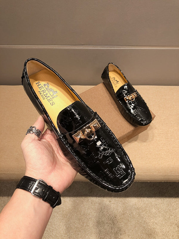 Hermès Camel Loafer Flats - Heel Detail View