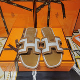Hermes sandals Style 043 - sole and craftsmanship detail