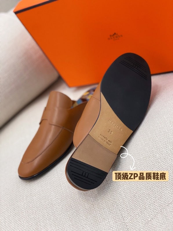 Hermès Tan Ankle Boots - Angled View