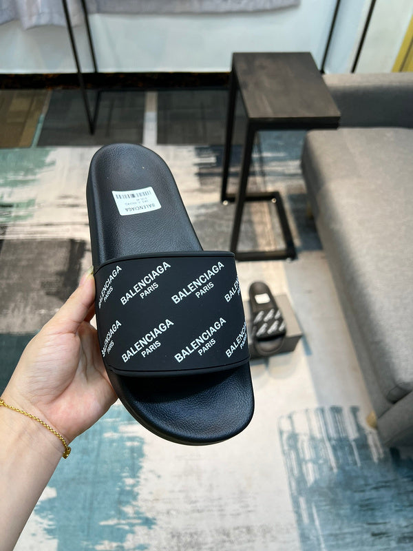 Balenciaga sandals Style 030 - back heel detail