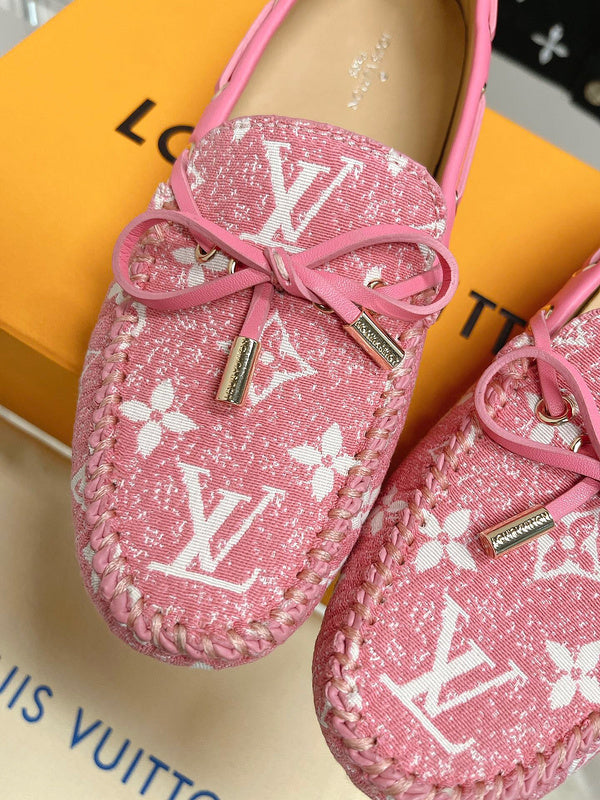Louis Vuitton shoes Style 390 - full pair display