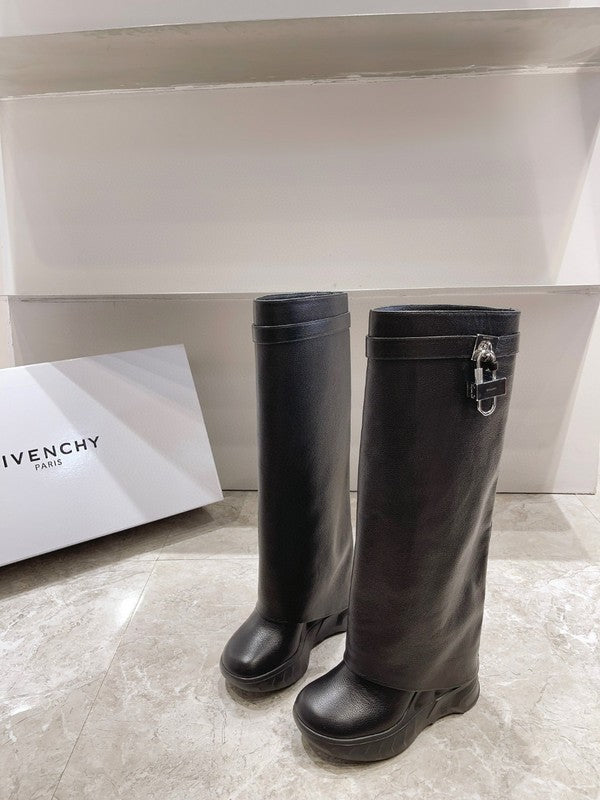 Givenchy shoes Style 166 - packaging and accessories