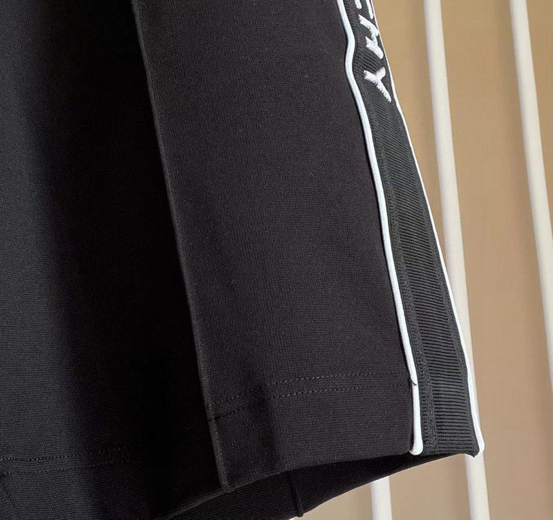 Styling view of Givenchy luxury piece style No.156