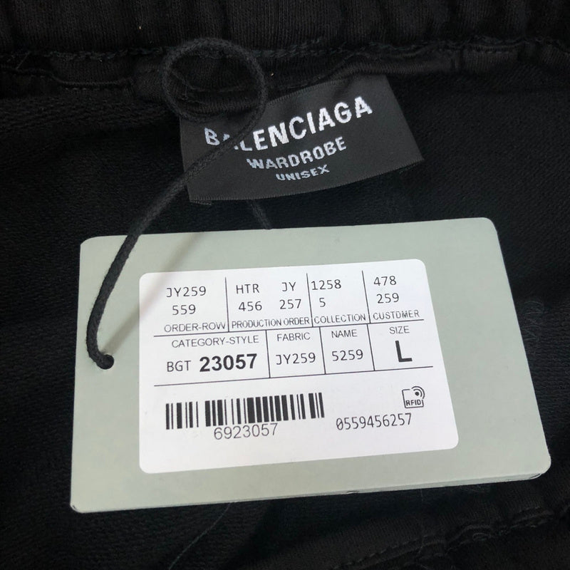 Texture and finish detail of Balenciaga luxury piece style No.041