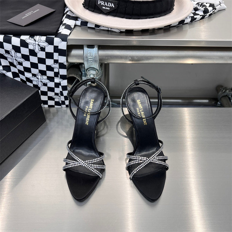 Side profile view of Saint Laurent luxury piece style No.090