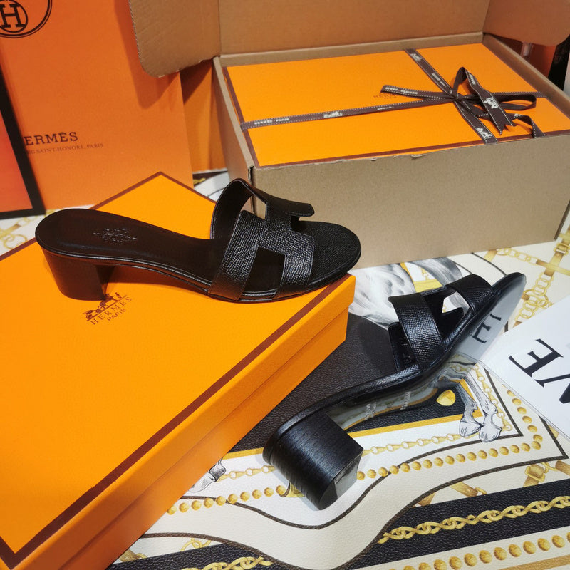 Hermes sandals Style 019 - packaging and accessories