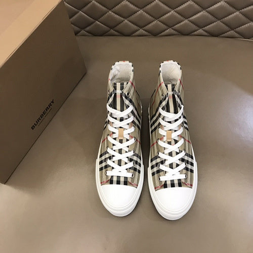 Burberry shoes Style 256 - texture and material detail