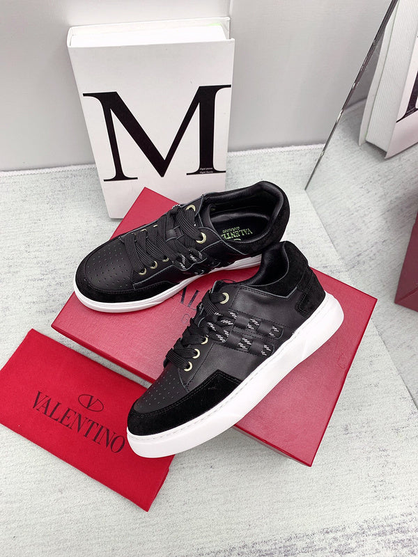 Front view of Valentino Garavani luxury piece style No.261