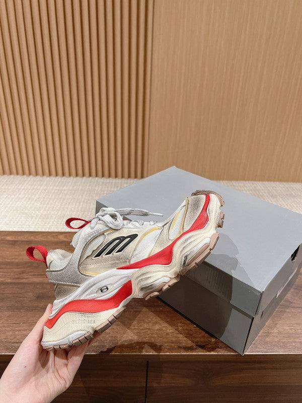 Balenciaga shoes Style 066 - side profile detail
