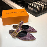Louis Vuitton shoes Style 206 - top view showing design